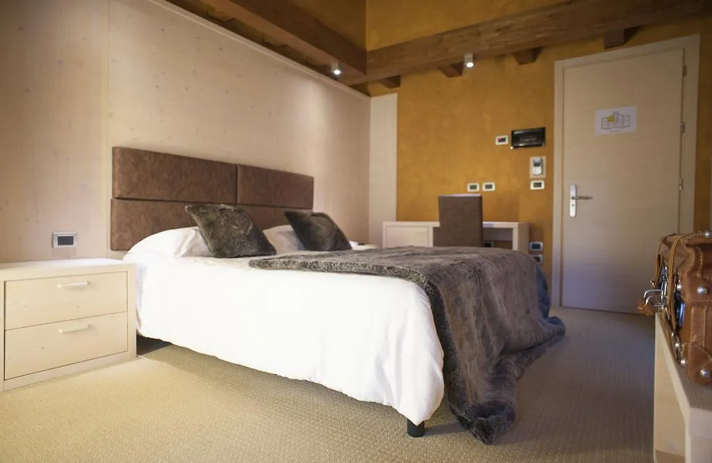 Hotel Belmonte Roana 3*,